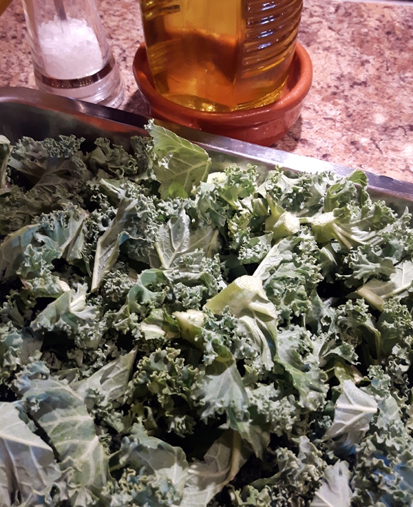 Crispy Kale – an Easy, Tasty Veg
